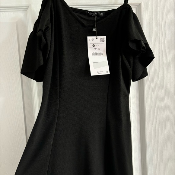 Bershka Off the Shoulder Dress - Picture 3 of 4